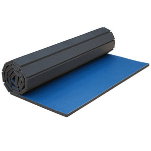Alfombra Profesional de Espuma XPE para Gimnasia, Rollo Flexible de 42 pies x 6 pies para Ejercicios de Gimnasia - Product Image 3