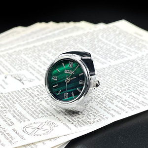 Femmes Hommes Couple Punk Elastic Bracelet en acier inoxydable Mini Round Green Digital Quartz Finger Watch Rings for Teens Clock Anillos - Product Image 6