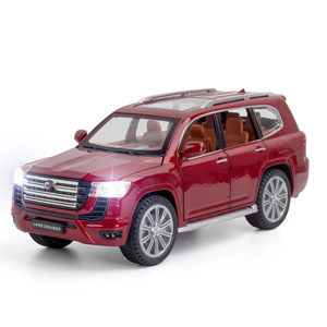 <span class=keywords><strong>1</strong></span>:24 Escala Land Cruiser LC300 Diecast Toy Street Car Versão Trabalho Rodas De Liga De Plástico Off-Road Modelo TikTok Display Metal - Product Image 1