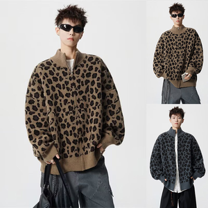 Cardigan en tricot à col montant zippé intégral, surdimensionné et ample, en coton 100% doux et moelleux, avec logo personnalisé et imprimé à pois, pour homme, hiver - Product Image 2