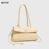 Sac à bandoulière matelassé pour femme T-820, sac fourre-tout en cuir PU avec cordon de serrage et poignée supérieure à fermoir métallique