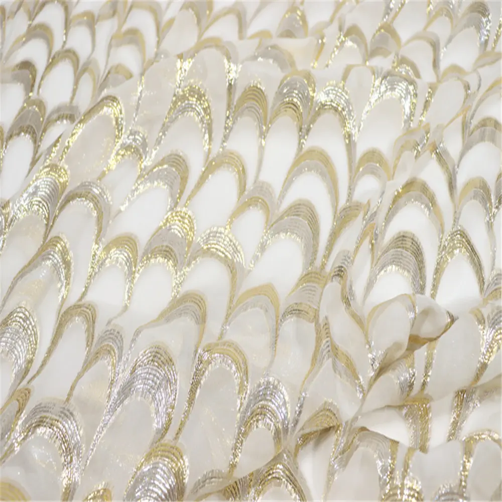 Soft Vintage Home Textile Silk Georgette GGT Metallic Fabric Lurex Fish White Base Gold Silver Lurex para Lady Dress Pants