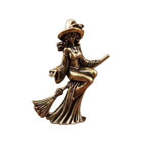 Figura <span class=keywords><strong>de</strong></span> Bruja <span class=keywords><strong>de</strong></span> Metal Hecha a Mano, con Nombre y Mensaje Grabados Personalizados, para Decoración del Hogar o Regalo - Product Image 5