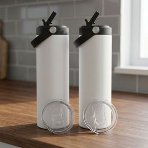 Vaso Térmico Minimalista de Acero Inoxidable para Niños, Hecho en EE. UU., Aislamiento al Vacío de 20 oz, Diseño con Asa Antiderrames, Uso Doméstico - Product Image 2