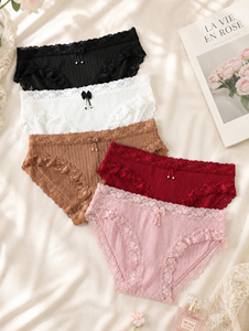 Slip Donna Sexy in Pizzo a Vita Alta con Fiocco e Dettaglio Perla, Personalizzabile con Logo, Traspirante, Vendita all'Ingrosso Diretta dalla Fabbrica - Product Image 4