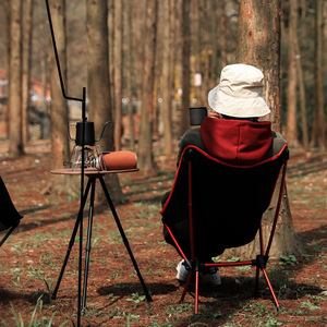 Chaise de camping pliante portable en alliage d'aluminium ultra-légère pour l'extérieur, idéale pour le camping, les excursions en voiture, les barbecues, la pêche et le croquis - Product Image 2