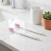 Brosse à dents manuelle pour adultes avec manche en plastique de haute qualité, poils moyens, nettoyage en profondeur, pour pack familial, vente en gros
