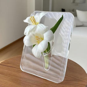 Acryl Eco-Vriendelijke Moderne Eenvoud Snoep Patroon Fotolijst Vaas Valentijnsdag Handgemaakte Luxe High-End Kantoor Desktop - Product Image 3