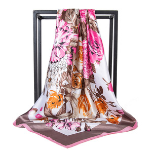 Sang Trọng Tùy Chỉnh Thiết Kế Kỹ Thuật Số In Satin <span class=keywords><strong>Tudung</strong></span> Bawal Scarfs Cho Phụ Nữ Từ Trung Quốc - Product Image 1