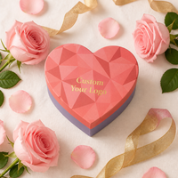 Op maat gemaakte hartvormige dekselbasis stevige cadeaudoos koraalroze geometrisch goudfolie OEM chocolade sieraden Valentijnsdag verpakkingsdoos