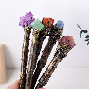 <span class=keywords><strong>Baguette</strong></span> Magique Décorative Rétro Antique en Gros, Sceptre en Pierre de <span class=keywords><strong>Diamant</strong></span> Naturel, Cristal Gravé Sculpté pour Noël - Product Image 3