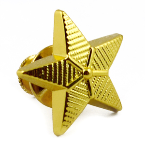 Goupilles à revers personnalisées, lot de 50 pièces, métal noir, alliage de Zinc, relief rouge timbre, émail doux, étoile, Badge métallique or, bon marché - Product Image 6