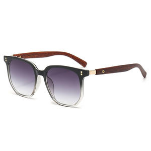 2024 Nouvelle Offre Spéciale Vente en gros <span class=keywords><strong>pas</strong></span> <span class=keywords><strong>cher</strong></span> <span class=keywords><strong>lunettes</strong></span> <span class=keywords><strong>de</strong></span> <span class=keywords><strong>soleil</strong></span> en bambou <span class=keywords><strong>lunettes</strong></span> <span class=keywords><strong>de</strong></span> <span class=keywords><strong>soleil</strong></span> en bois - Product Image 4