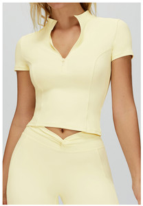 Sentiment <span class=keywords><strong>nu</strong></span> Yoga à manches courtes col montant fermeture éclair <span class=keywords><strong>blazer</strong></span> serré course en plein air Fitness à manches courtes logo personnalisé vêtements - Product Image 5