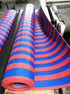 Tapis de sol pour camion et voiture ARTES, ensemble complet, moderne, personnalisable, 2 mm d'épaisseur, imperméable, écologique, en TPE - Product Image 4