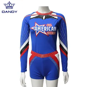 Nueva llegada All Star Cheer disfraz uniforme animadora Tops y faldas uniformes de porristas personalizados con tela metálica