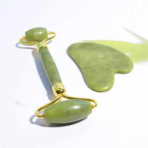 Grenzüberschreitender <span class=keywords><strong>Jade</strong></span>-Massager Xiuyu-Roller Augen- und Gesichts-Doppelkopf-Massagestab-Set Schönheitssalon Schabebrett Gesichtslifting Gesundheitspflege - Product Image 3