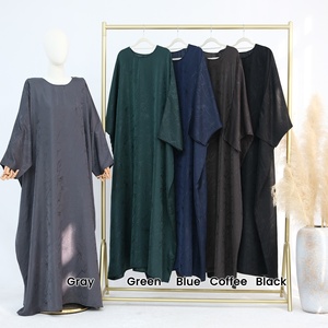Robe longue en tissu jacquard satiné avec ceinture intégrée, style Abaya Kaftan de Dubaï, pour usage quotidien, tenue modeste pour femmes musulmanes, collection 2026 - Product Image 6