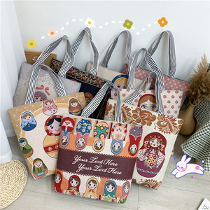 Bolso de Hombro de Lona Estilo Ruso para Estudiantes con Diseño de Muñeca de Dibujos Animados, Bolso Casual para Mujer - Product Image 1