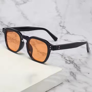 Une variété de lunettes de soleil polarisées élégantes et abordables, de différentes couleurs, luxueuses et rétro, lunettes de soleil de haute qualité. - Product Image 2