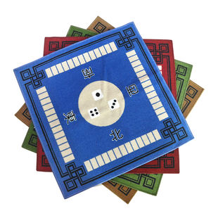 Vente flash : Nappe de mahjong en nylon 78*78cm, jeu de société familial, <span class=keywords><strong>tapis</strong></span> de mahjong, 4 couleurs au choix, fournisseur de <span class=keywords><strong>tapis</strong></span> de <span class=keywords><strong>poker</strong></span> pour la maison - Product Image 1