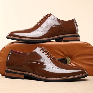รองเท้าหนังทรงบรอกสไตล์อังกฤษแบบมันเงา ไซส์พลัส ปี 2026 สำหรับผู้ชาย รองเท้าทางการ - Product Image 3