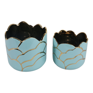 Vasi Decorativi Moderni con Accenti Blu e Oro per Uso Interno ed Esterno - Product Image 4