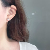 Orecchini a Perno in Platino Pt950 con Diamante Sintetico a Sei Punte, Design Minimalista Classico alla Moda per Donne, Gioielli Raffinati