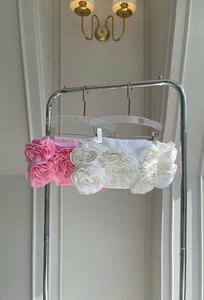 Coshe Alice 2025, colección romántica moderna de verano, sin cuello Top con hombros descubiertos, adorno Floral 3D tejido, ajuste ajustado de Vietnam - Product Image 2