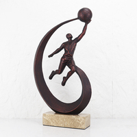 Nouvelle Sculpture d'Art en Métal Rouge et Marbre 2026, Ornement Artistique, Accessoires de Bureau, Statue de Basketball Sculptée Or Bronze, Décoration d'Intérieur