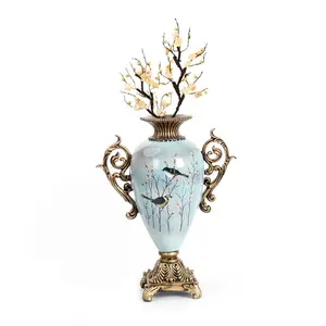 Заводская популярная новая дизайнерская модная декоративная настольная ваза из смолы в стиле ретро