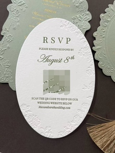 Tarjeta de Invitación de Boda de Lujo con Impresión en Vainilla, Impresión Tipográfica, Laminación de Película, Logotipo Personalizado, Diseño Elegante en Papel - Product Image 4