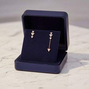 Boucles d'oreilles pendantes élégantes de haute qualité, forme géométrique irrégulière triangulaire, série en or rose massif 18 carats, diamants naturels véritables - Product Image 3