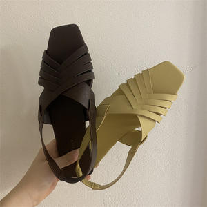 Sandales plates pour femmes 100% écologiques en cuir tressé, à bout ouvert carré, à bride arrière et larges brides, style mule, chaussures d'extérieur pour femme, direct usine - Product Image 5