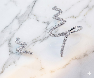 Pendientes Colgantes Asimétricos Elegantes y Modernos, Pendientes de Plata de Ley 925 de Estilo Minimalista con Forma de Rayo Incrustados con Destellos - Product Image 5