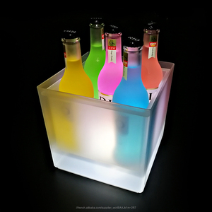 Petits seaux en plastique avec couvercles <span class=keywords><strong>desperados</strong></span> bière bouteille mini LED seau à glace refroidisseur - Product Image 6
