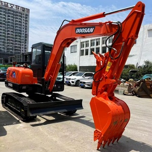 Miniexcavadora Usada DOOSAN DH55 de 5.5 Toneladas, de Bajo Ruido y Flexible, para Trabajos de Paisajismo y Movimiento de Tierras - Product Image 1