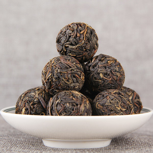 Thé noir artisanal de l'arbre ancien du Yunnan, rafraîchissant et stimulant, boules de dragon <span class=keywords><strong>rouge</strong></span> séchées au soleil sauvage - Product Image 4