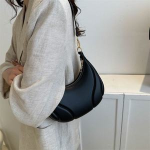Bolso bandolera de PU para mujer, con cremallera, estilo único, totalmente combinable, diseño moderno para ir al trabajo. - Product Image 3