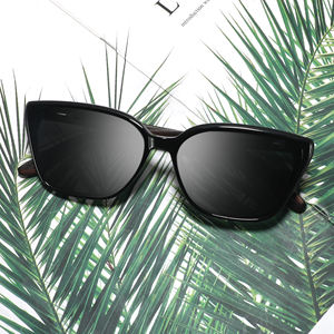 2025 alta calidad fábrica hecha a mano gafas de sol logotipo personalizado Unisex lujo moda gafas de sol madera bambú gafas de sol polarizadas - Product Image 5