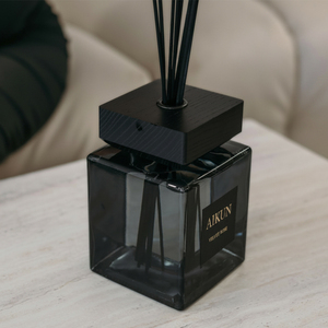 Aikun 1000ml Black Square Glass Sticker Logo <b>Reed</b> <b>Diffuser</b> Black Box Set for Sellers Low MOQ Fast Service Custom Scent Fragrance - Product Image 3
