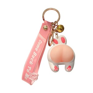 Nouveau haute qualité Boutique Creative sac à dos pendentif mignon clé de voiture en gros Couple cadeau Q rebondissant bout à bout porte-clés - Product Image 1