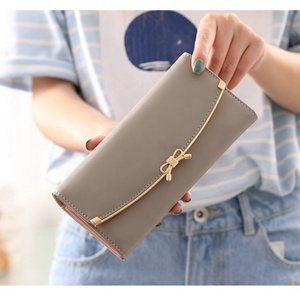 Wholesale Fashion Waterproof PU Leather Bow Pattern Long Wallet with Button Closure and Polyester Lining for Women Outdoor Use - Product Image 3