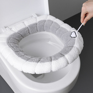 Plush Toilet Seat Cover Thickened Soft Winter Warm Four Seasons Use Gray Pink Blue Green Mixed Colors Polyester Material - Product Image 3