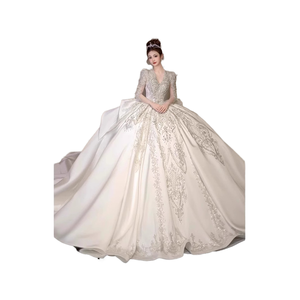 فستان زفاف فاخر طويل بأكمام طويلة وذيل طويل للعروس النحيفة في فصل الشتاء - Product Image 1