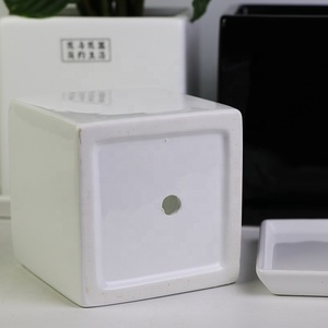 Usine personnalisée carré en céramique Pot de <span class=keywords><strong>fleur</strong></span> plateau jardin intérieur succulente planteur disponible blanc noir <span class=keywords><strong>gris</strong></span> pépinière utilisation de bureau - Product Image 6