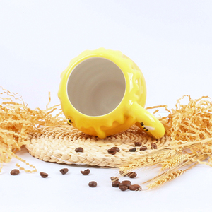Funny Shaped 3D Coffee <strong>Mug</strong> Ceramic Big Bee <strong>Yellow</strong> <strong>Mug</strong> in Animal Bee Design for Kids - Product Image 3