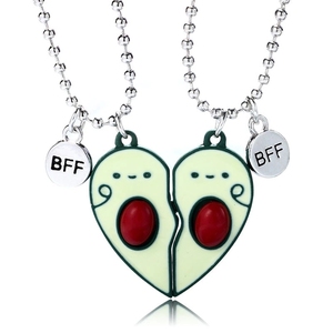 Collar de fruta con imán para parejas, collar sencillo para atraer amigos, gran oferta - Product Image 1