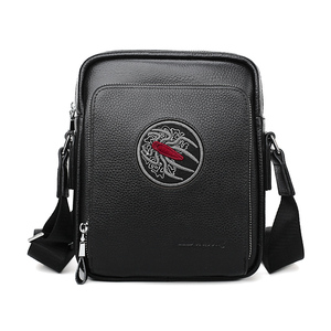 Sacs à Bandoulière de Poitrine pour <span class=keywords><strong>Homme</strong></span> en Cuir Véritable, Mode, Vente en Gros - Product Image 3