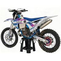 Moto tout-terrain haut de gamme MT300 2 temps refroidie par eau 300cc, rapport de compression 13.2:1, suspension arrière triple réglable HTW, >80 km/h, 38 kW